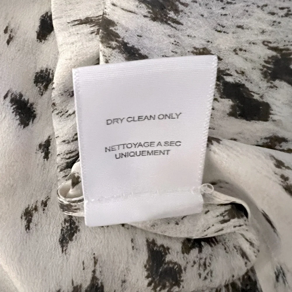 Joie Snow Leopard Print Silk Purine Blouse in New Moon, Size Small - Picture 9 of 9